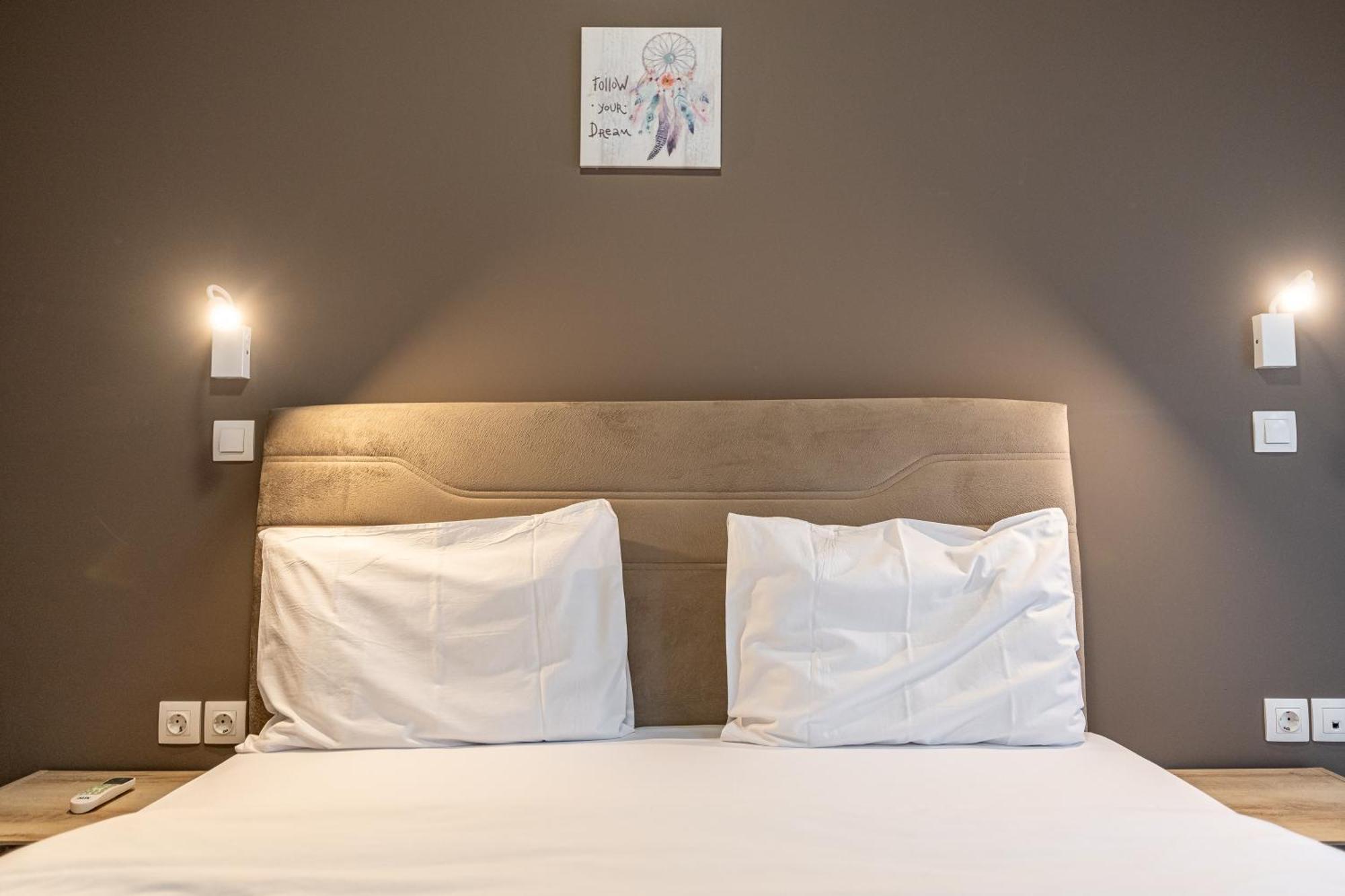 Athenian Infinity Apartments Bagian luar foto