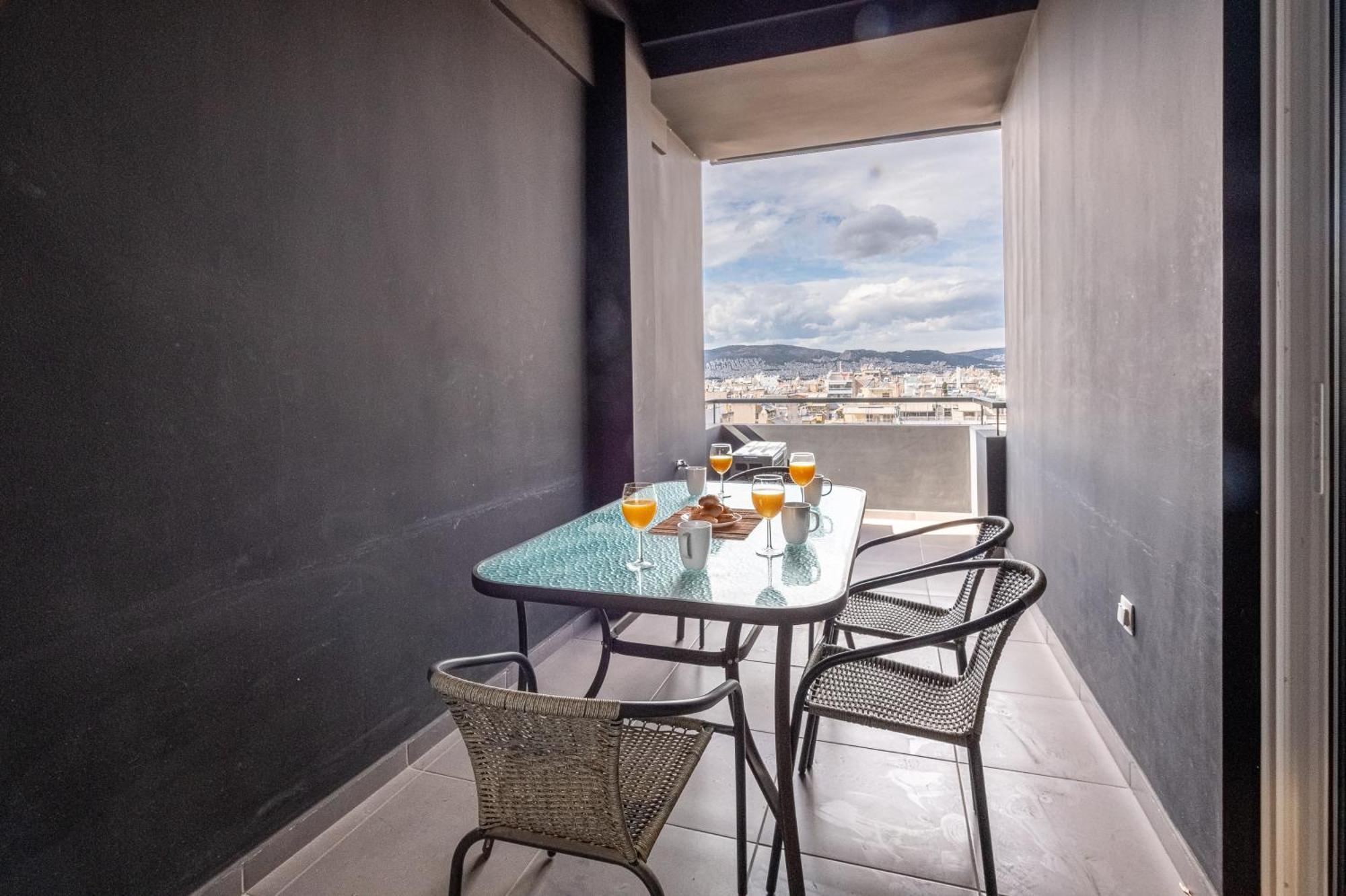 Athenian Infinity Apartments Bagian luar foto