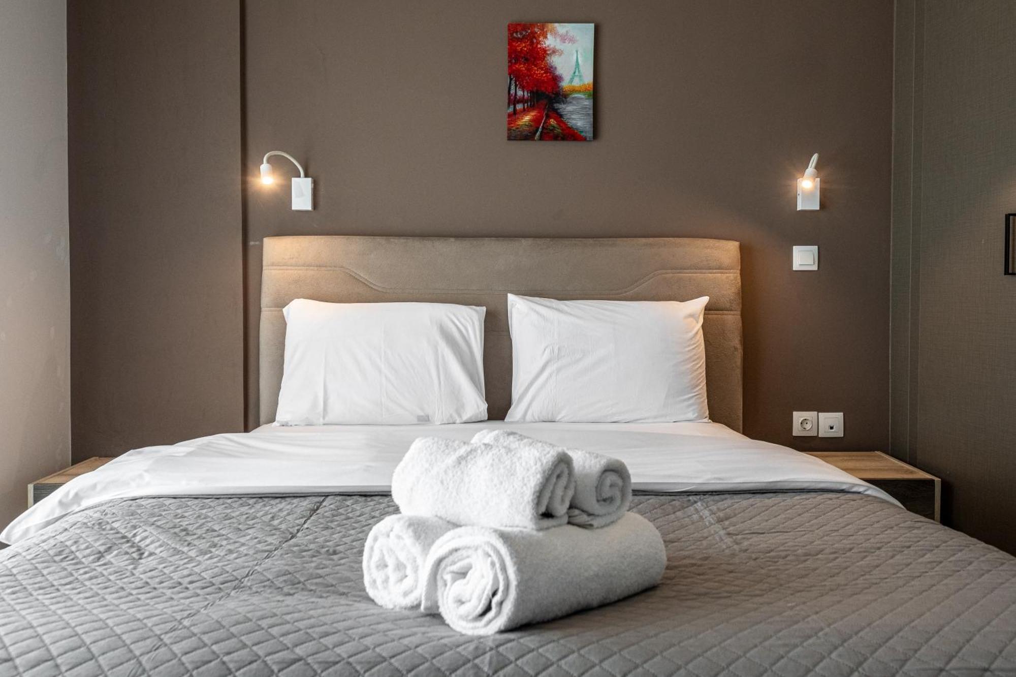 Athenian Infinity Apartments Bagian luar foto