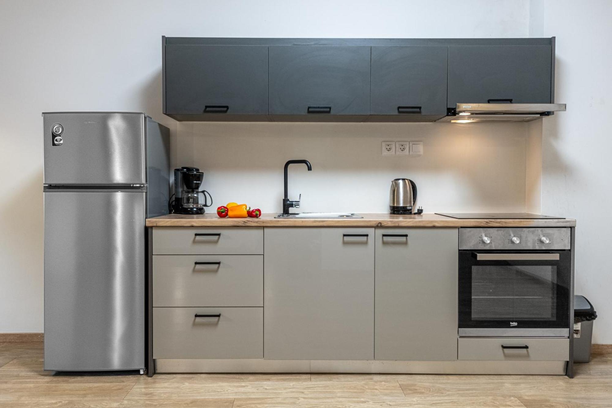 Athenian Infinity Apartments Bagian luar foto